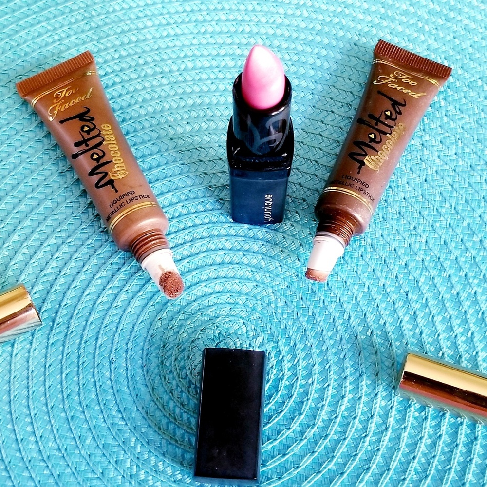 Too Faced and Younique Lipstick bundle